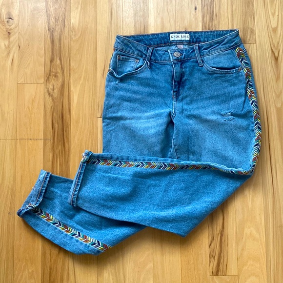 Knox Rose Denim - Knox Rose embroidered hippie boho jeans size 4. EUC
